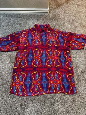 Vintage Grateful Dead 100% Silk Abstract Psychedelic Short Sleeve Shirt